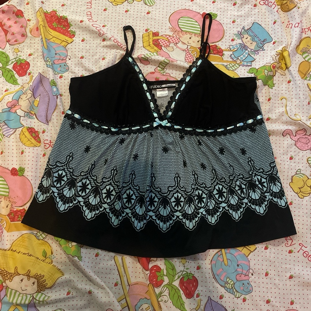 Women's Black and Blue Top